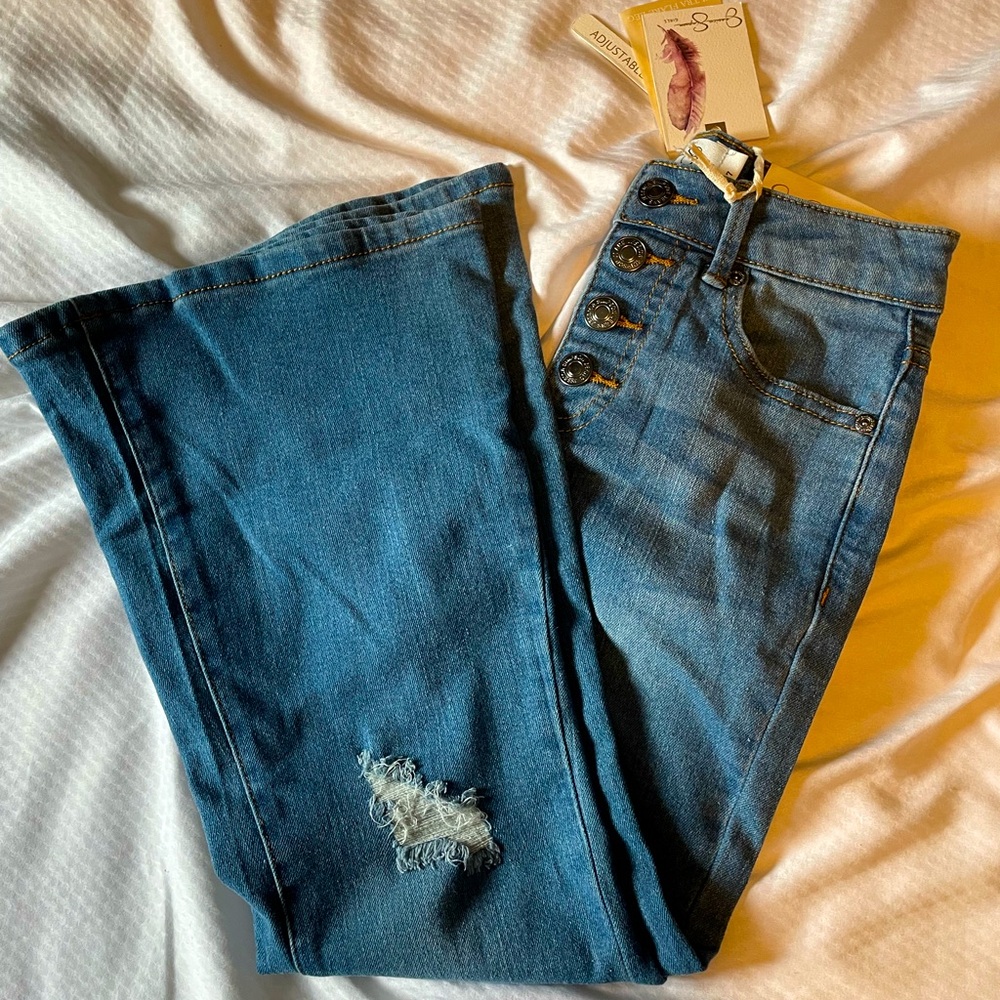 Cute flare jeans for a cute little girl!☺️
